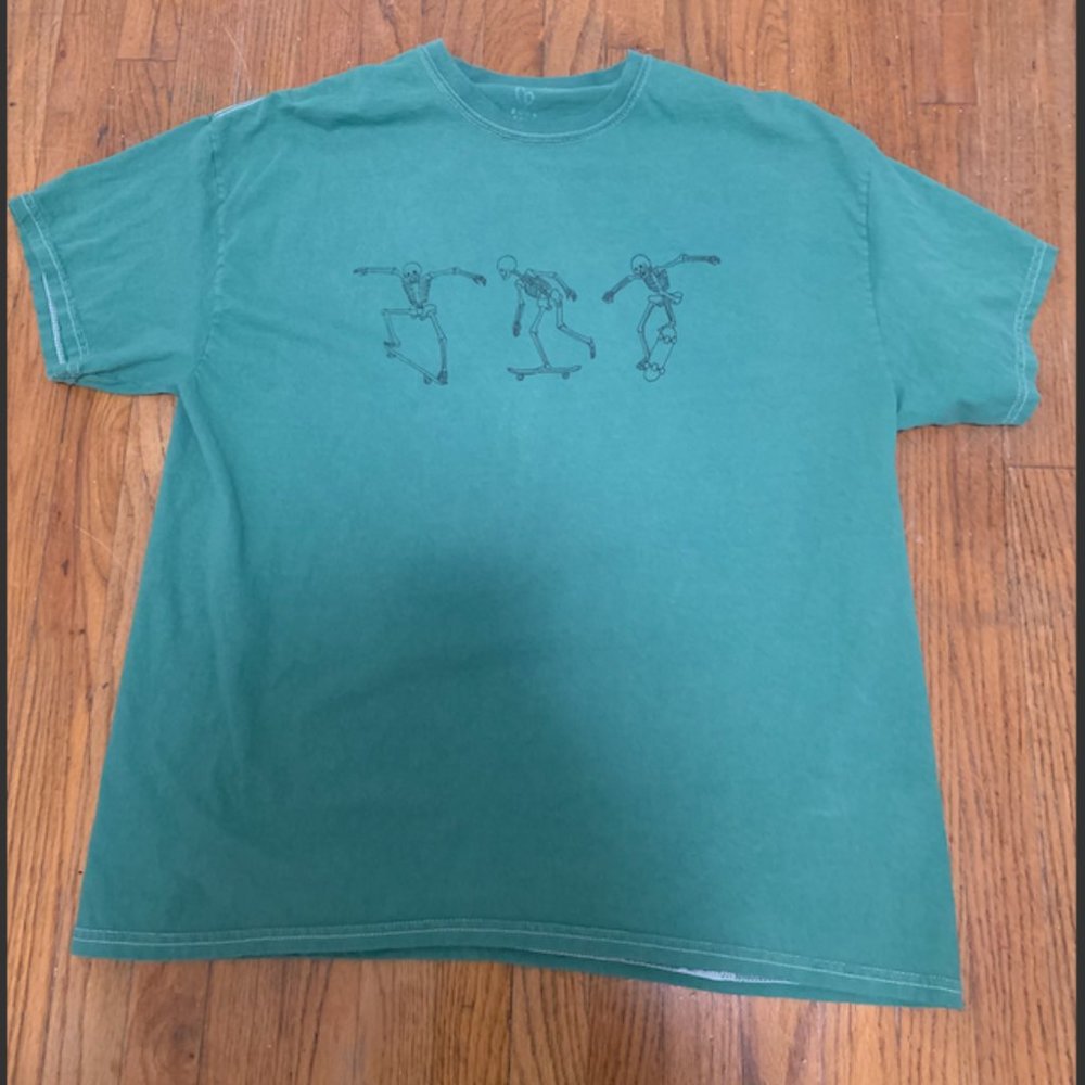 Green Skateboard Skeleton shirt